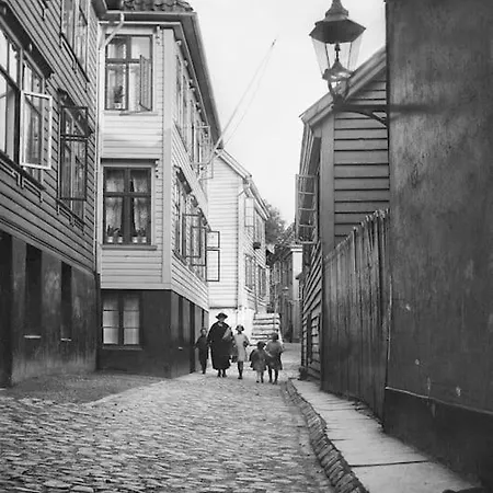 Dinbnb I Luxury Feel 100m From Bryggen Lejlighed